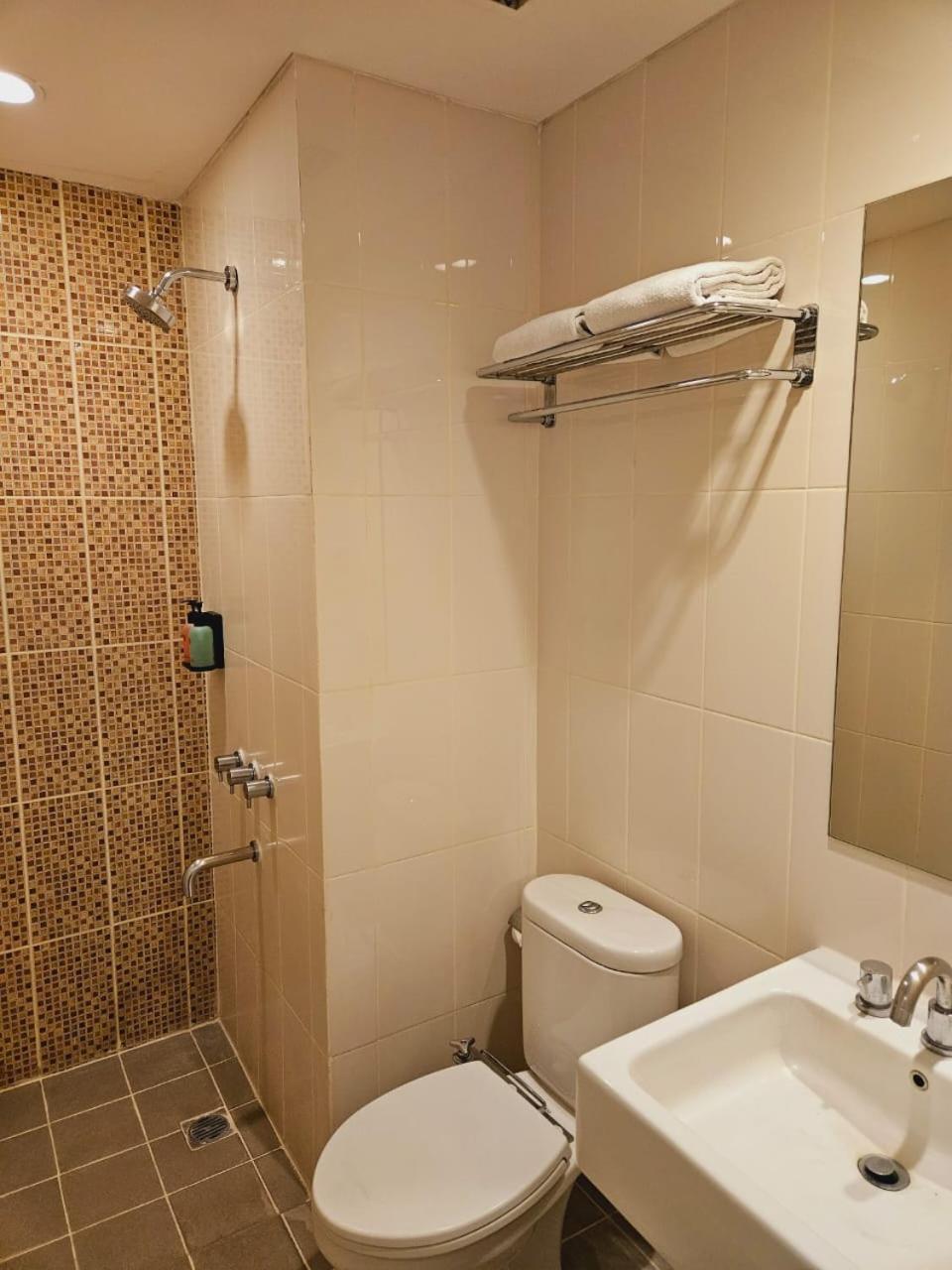Amaris Hotel Cihampelas บันดุง ภายนอก รูปภาพ